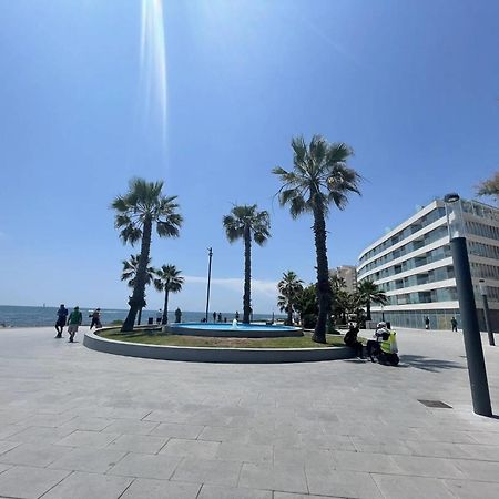 Amazing Penthouse On The Beach, Sea Views, Wifi, Airconditioning And Parking Torrevieja Exterior photo