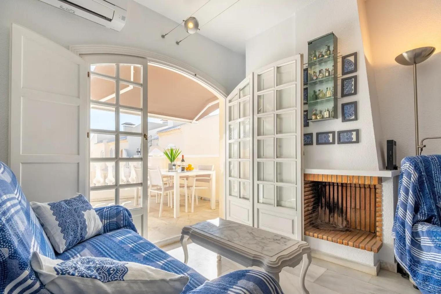 Amazing Penthouse On The Beach, Sea Views, Wifi, Airconditioning And Parking Torrevieja Exterior photo