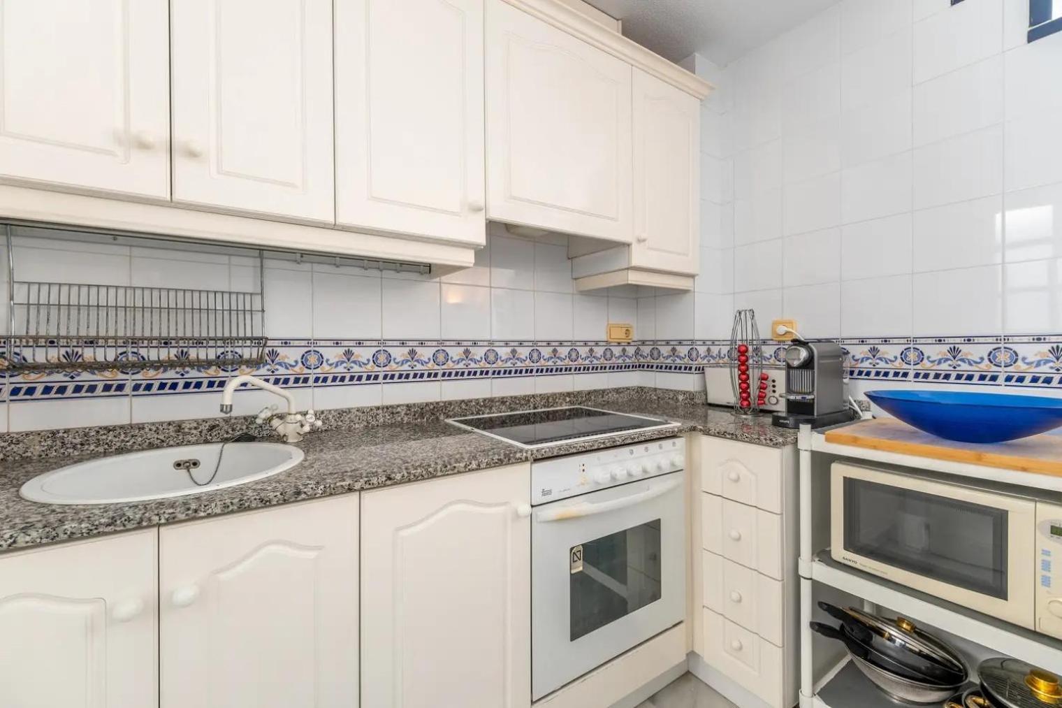 Amazing Penthouse On The Beach, Sea Views, Wifi, Airconditioning And Parking Torrevieja Exterior photo